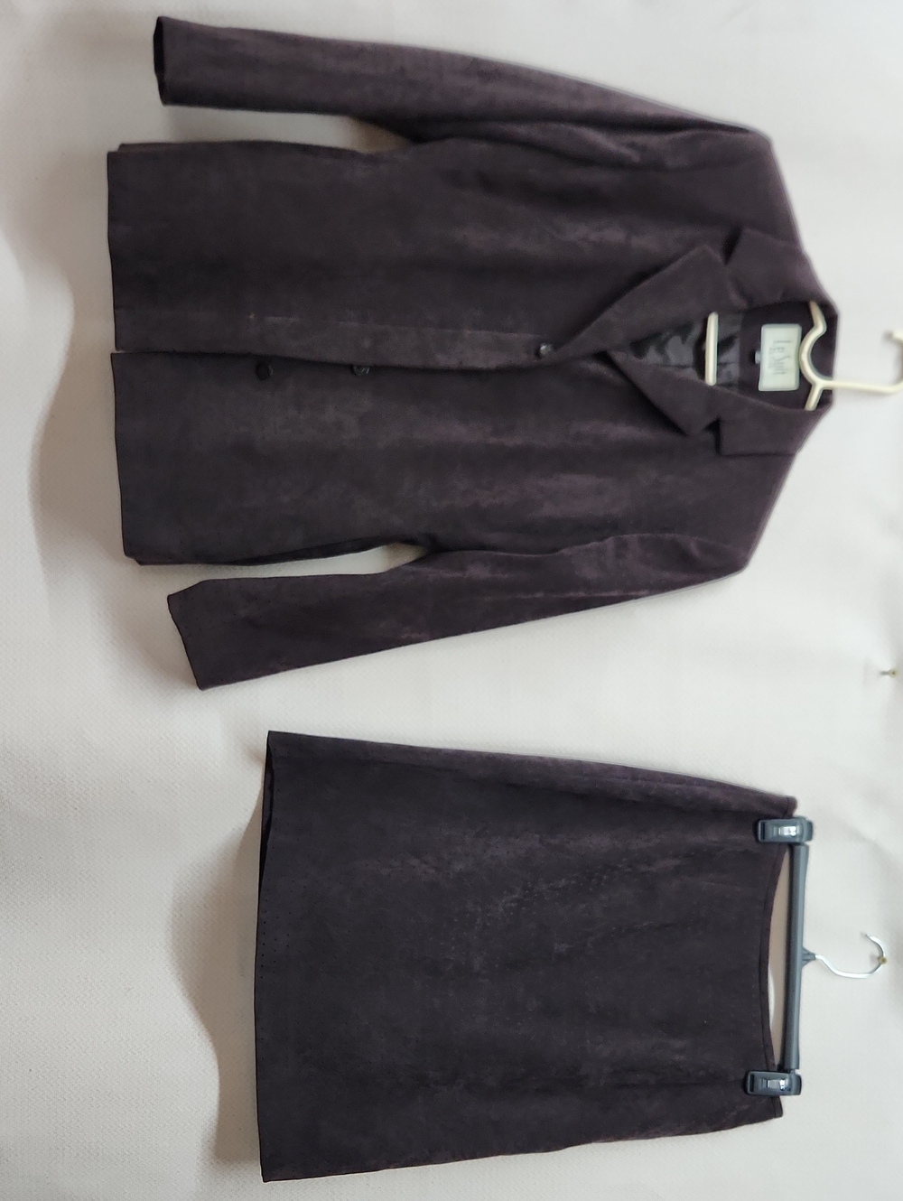 Le Suit Petite Brown Suede-Look Two-Piece Suit